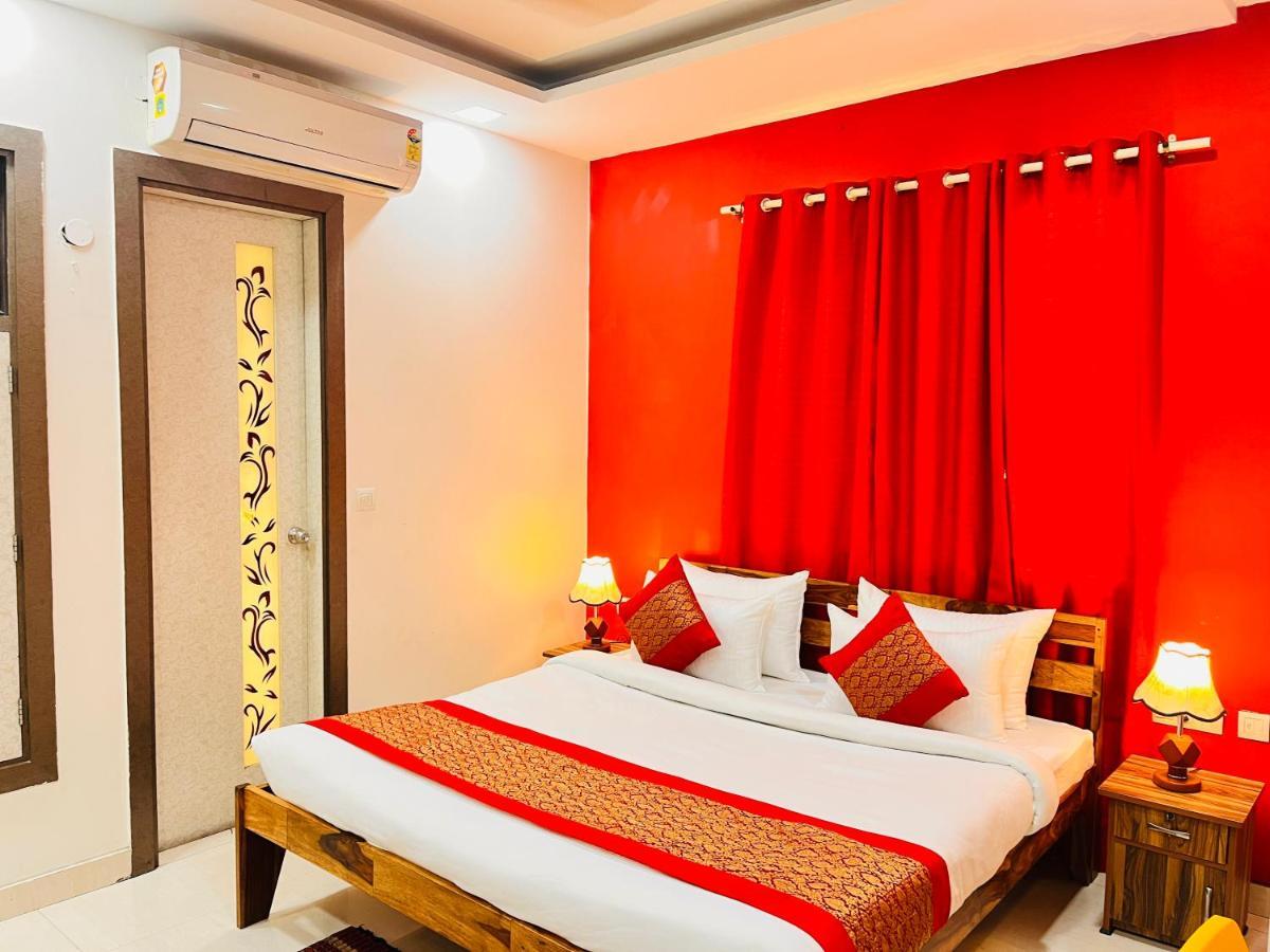 Hotel Park Pride Pitampura New Delhi, Couple Friendly Eksteriør bilde
