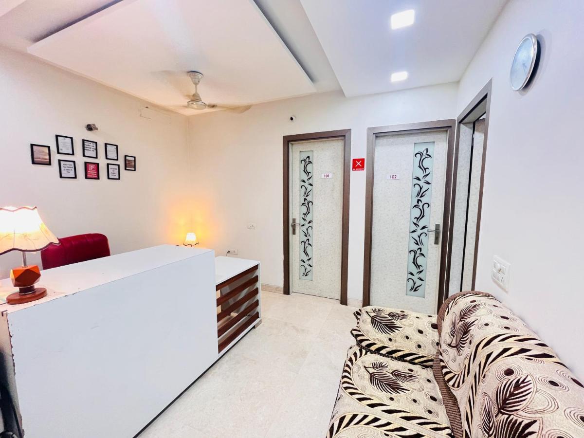 Hotel Park Pride Pitampura New Delhi, Couple Friendly Eksteriør bilde