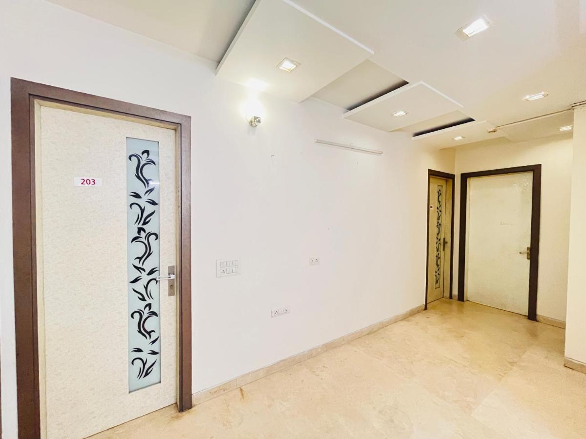Hotel Park Pride Pitampura New Delhi, Couple Friendly Eksteriør bilde