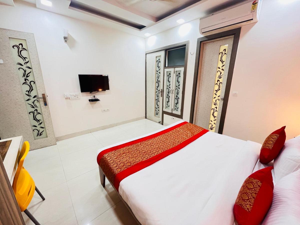 Hotel Park Pride Pitampura New Delhi, Couple Friendly Eksteriør bilde