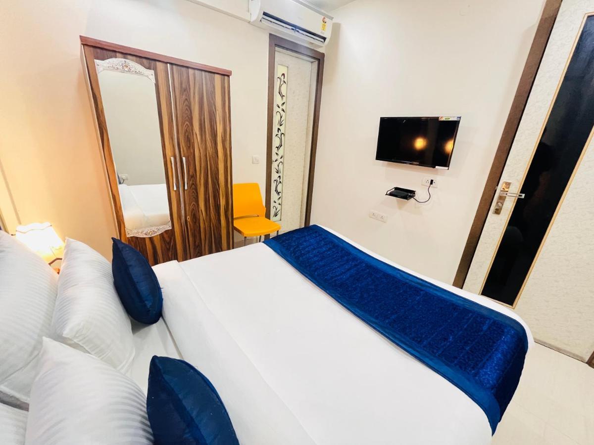 Hotel Park Pride Pitampura New Delhi, Couple Friendly Eksteriør bilde
