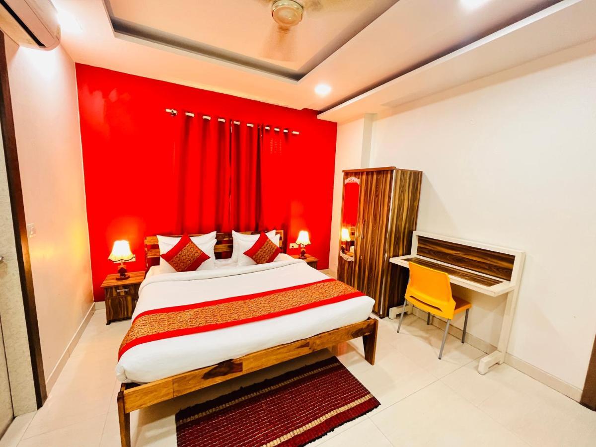 Hotel Park Pride Pitampura New Delhi, Couple Friendly Eksteriør bilde